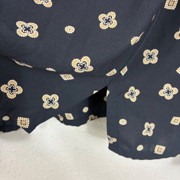 Covington Women’s Black Floral Geo Print Button Down Top Sz 20 Classic Casual - Picture 5 of 7